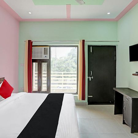 Capital O Friends Zone The Guest House Delhi  Eksteriør billede